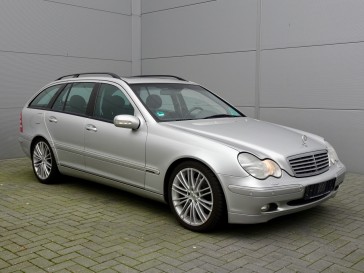 Youngtimer Mercedes-Benz C320 Combi
