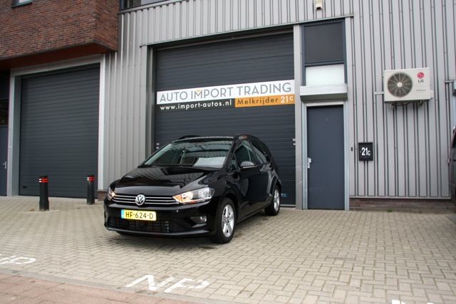 VW Touran uit 2013 uit Duitsland importeren