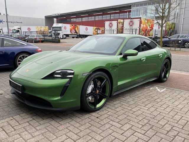 porsche taycan importeren