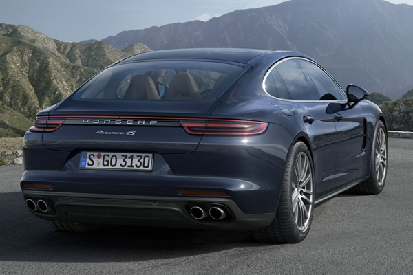 Wk 06 Pors Panamera Achter