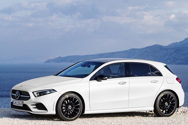 Wk 18 Merc A Klasse Opzij 1