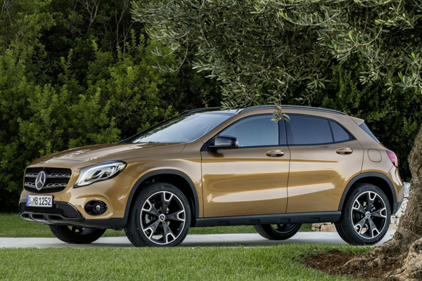 Wk 22 Merc GLA Opzij