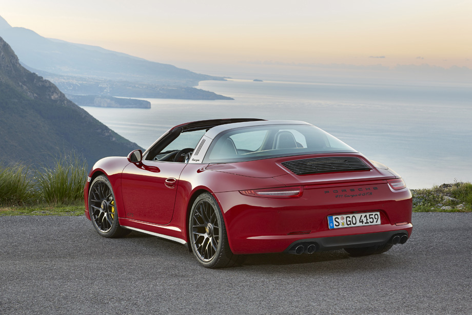 Porsche 911 Targa 4 Gts Achter